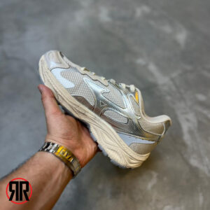 کتونی میزانو Mizuno-نقره ای کرم-1